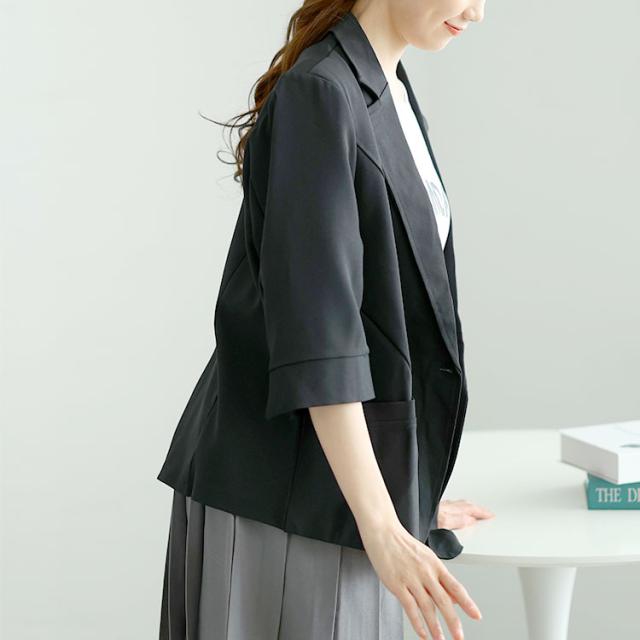 七分袖テーラードジャケット