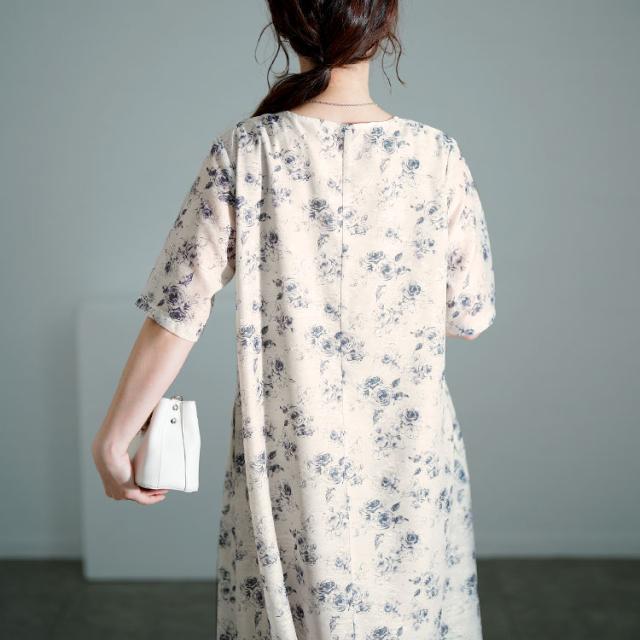 花柄シフォンジャガード深Vネックワンピース