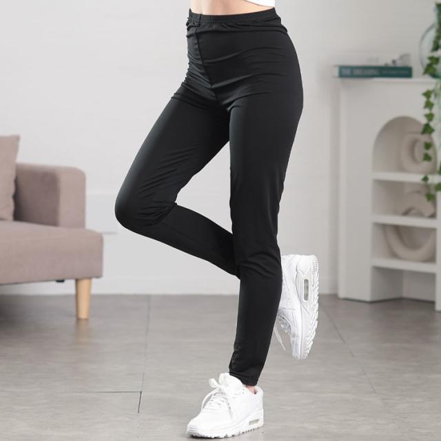 吸水速乾ストレッチ10分丈レギンス