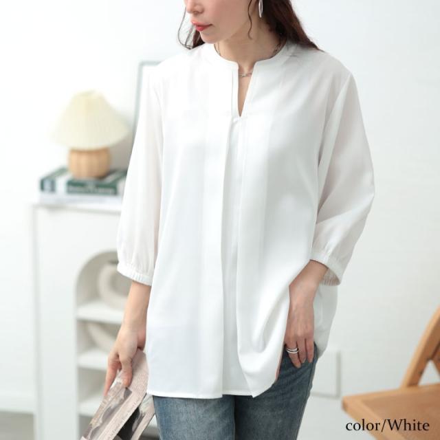 キーネックタックブラウス