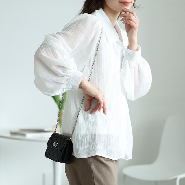 ボリュームスリーブシワ加工シアーシャツ