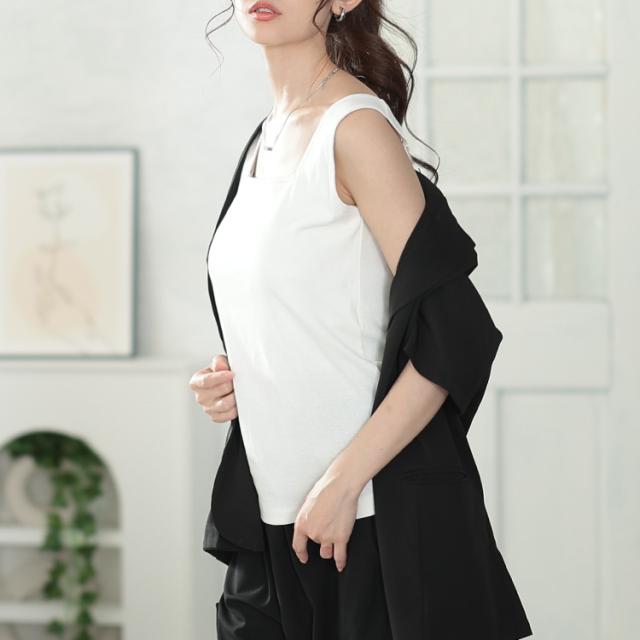 カップ付きコットンタンクトップ