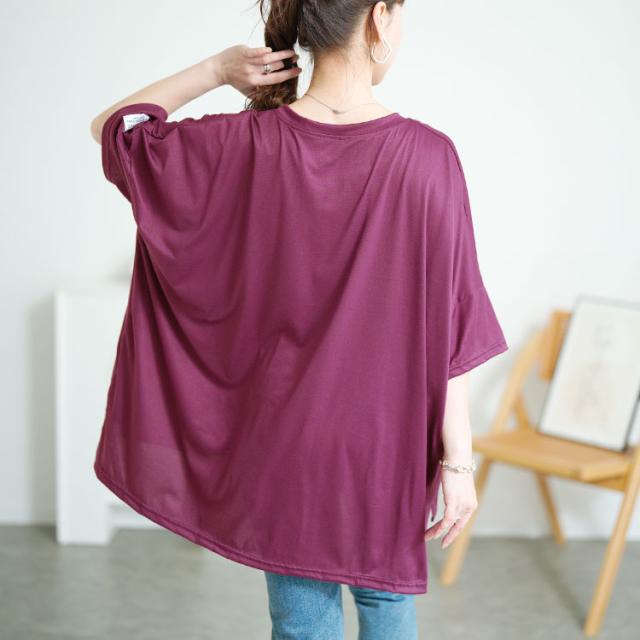 袖ワッペンVネックオーバーサイズTシャツ