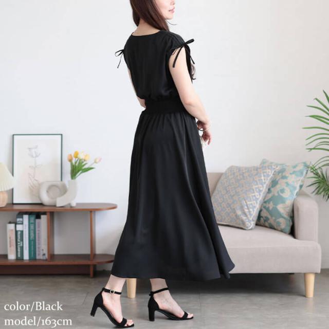 ドロストショルダーシャーリングワンピース