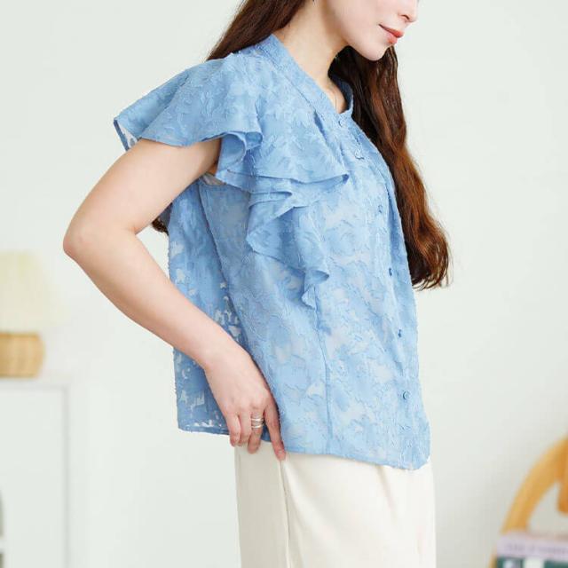 リーフ柄ジャガードフリルブラウス