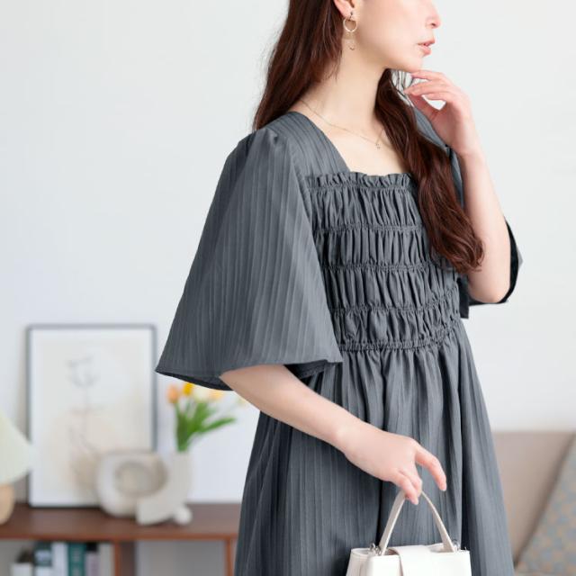 ストライプシャーリングフレアワンピース