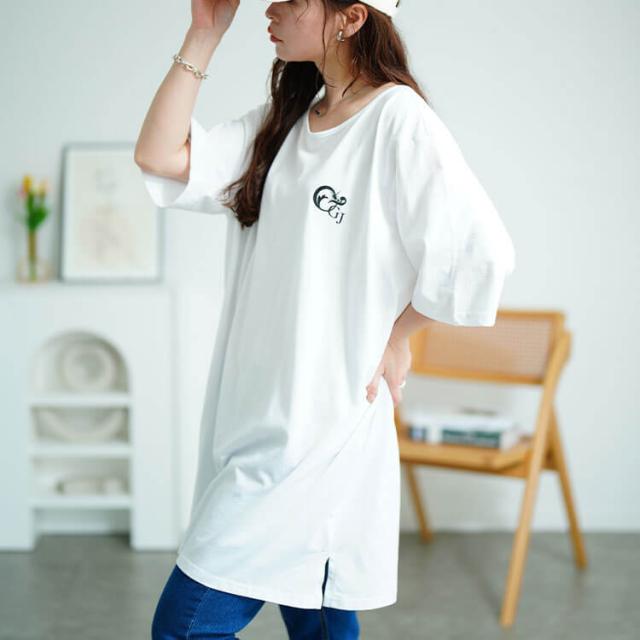 胸ロゴコットンチュニックTシャツ