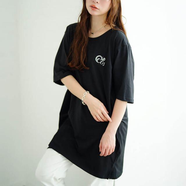 胸ロゴコットンチュニックTシャツ