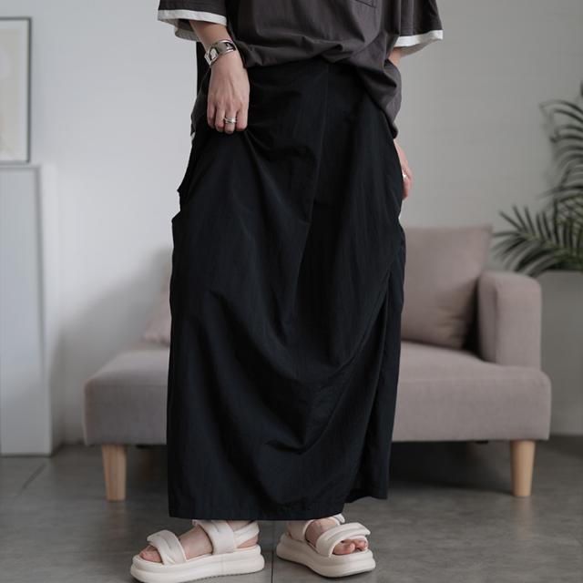 フロントタックナイロンナロースカート