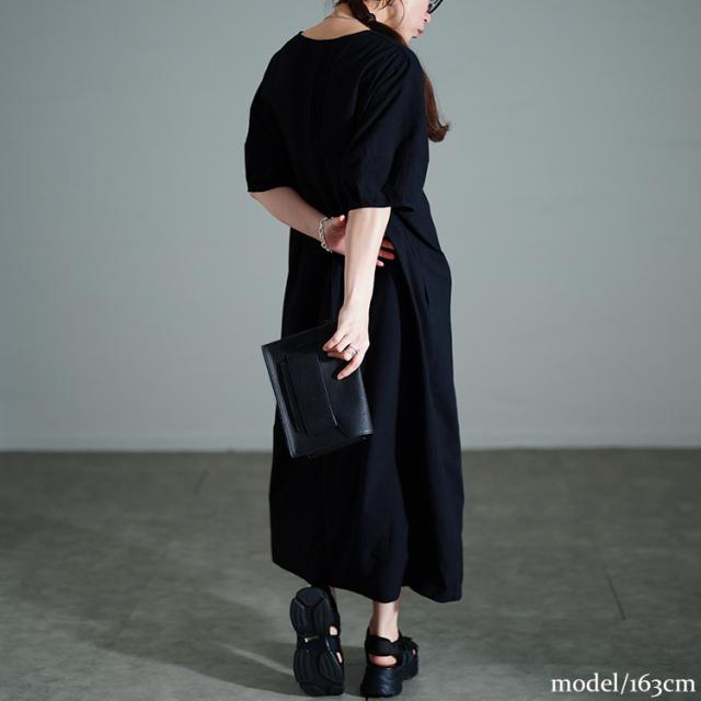 後ろピンタックコットンワンピース