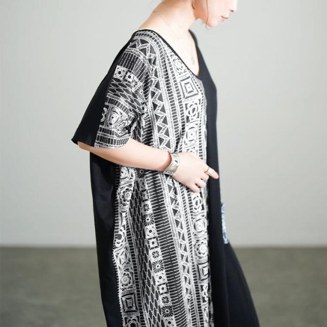 幾何学柄アシメ切り替えワンピース