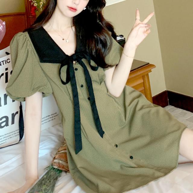 リボン襟付きウエストタックミニワンピース