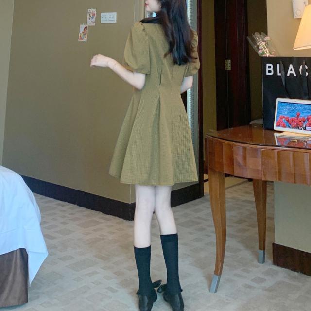 リボン襟付きウエストタックミニワンピース