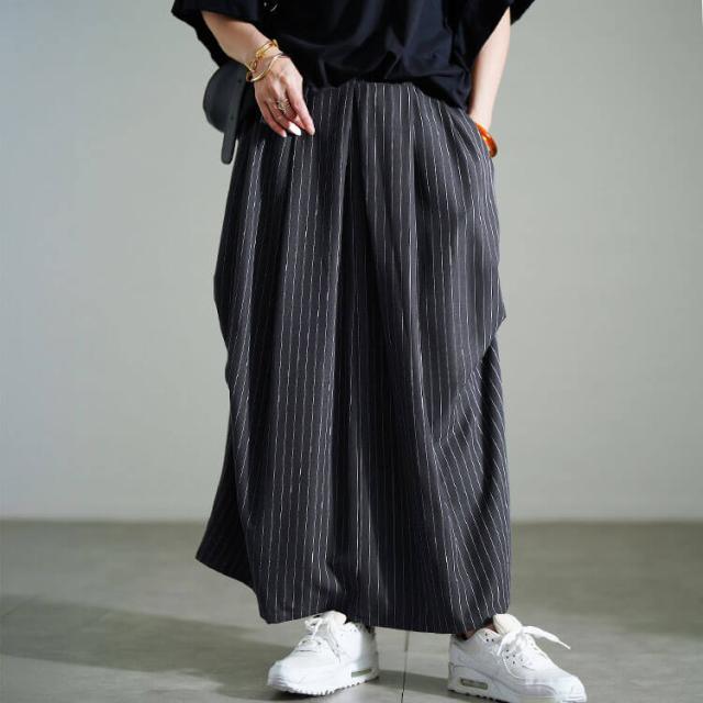 ストライプサイドタックスカート