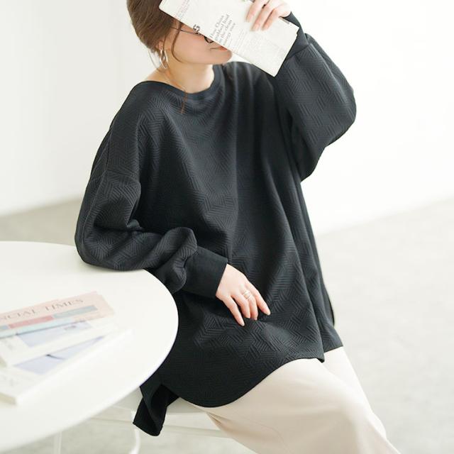 幾何学柄カットキルトボートネックチュニック