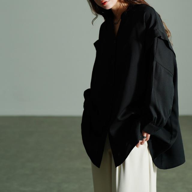 タックショルダースキッパーシャツ