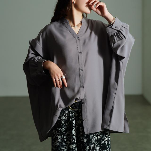 タックショルダースキッパーシャツ