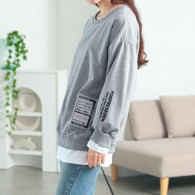 ロゴ入りレイヤード風スウェット