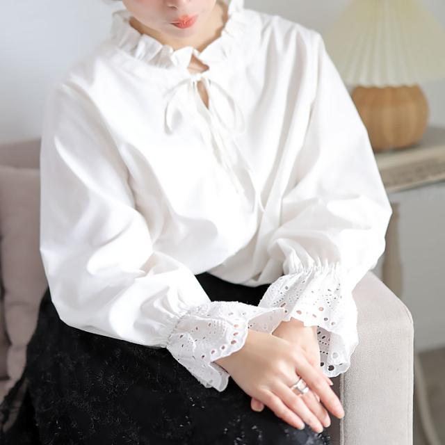 レースキャンディスリーブフリル襟ブラウス