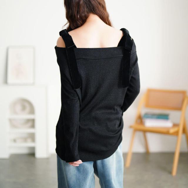 ベロアリボンオフショルラメリブニット