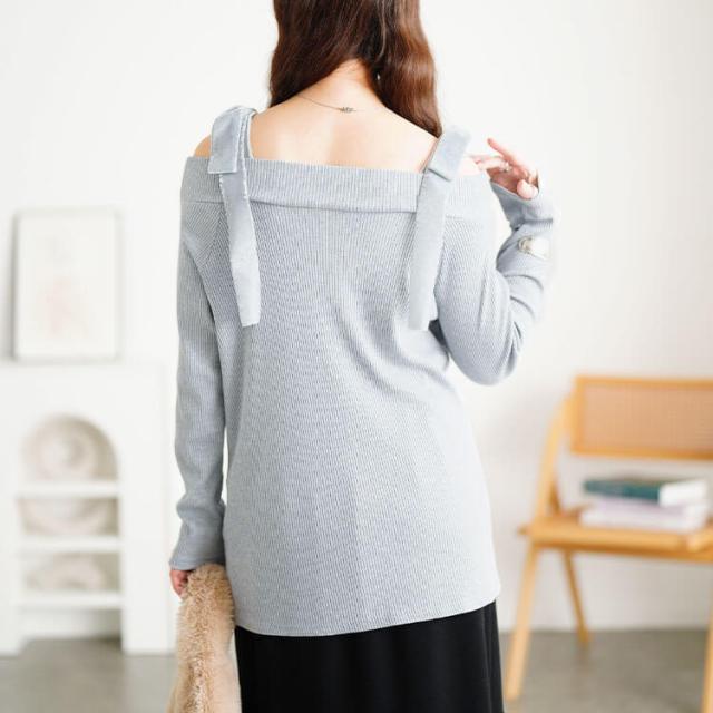 ベロアリボンオフショルラメリブニット