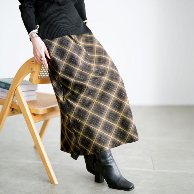 チェック柄ナロースカート