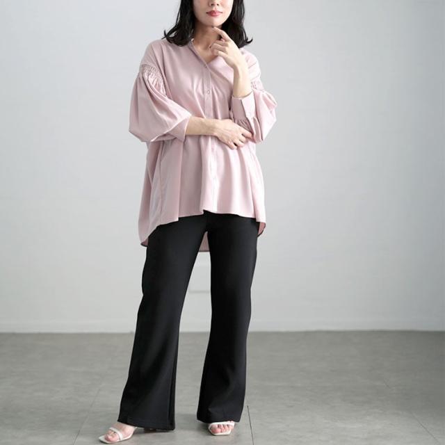 美脚見えストレッチセミフレアパンツ