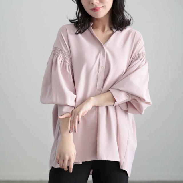 ギャザースリーブVネックブラウス