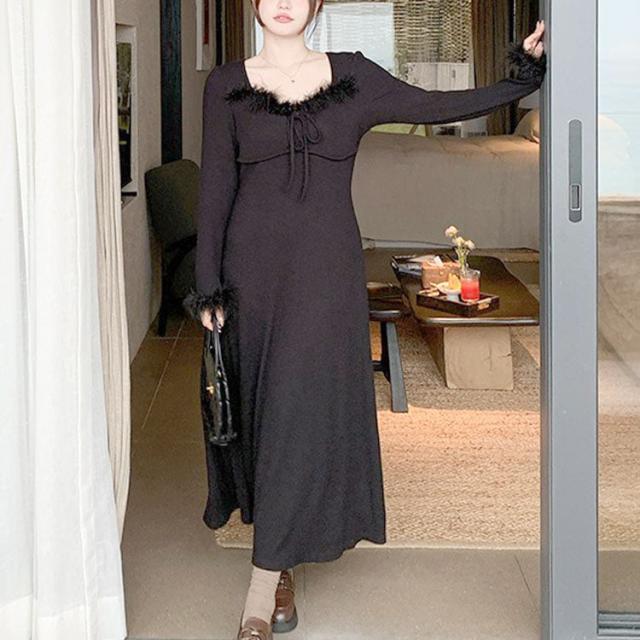 ハートネック&ファー付きリブニットロングワンピース