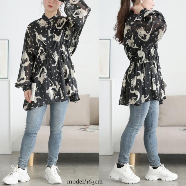 アート柄シャーリングペプラムシアーシャツ