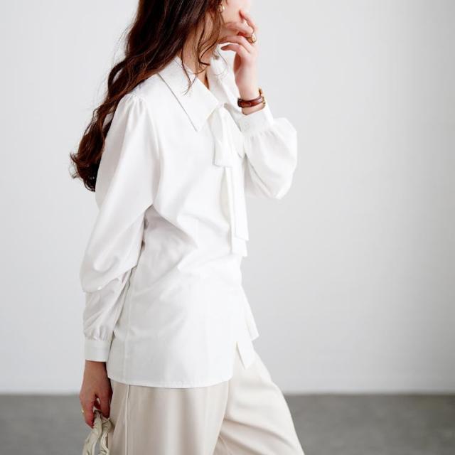 レギュラーカラーボウタイブラウス