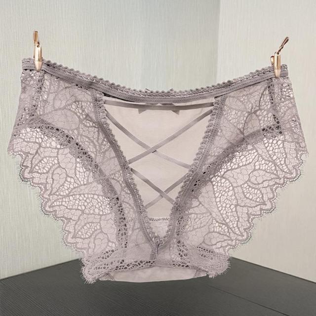 バックレースアップシアーショーツ