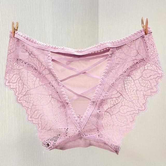 バックレースアップシアーショーツ