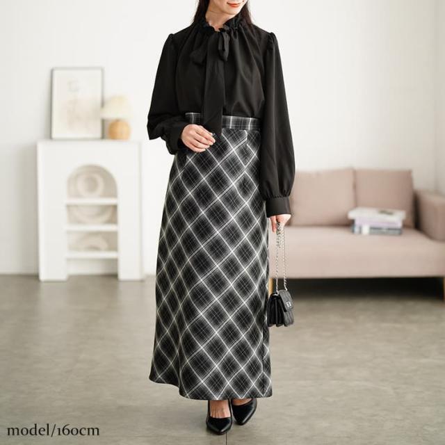 リボンタイフリルカラーブラウス