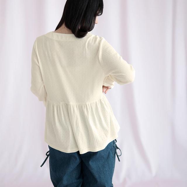 小花パンチングリブ切替ペプラムVネックカーディガン