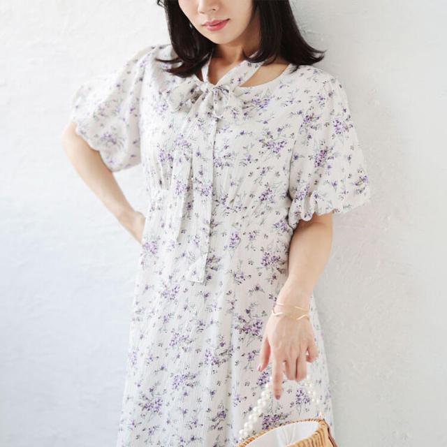 花柄プリントボウタイドッキングワンピース