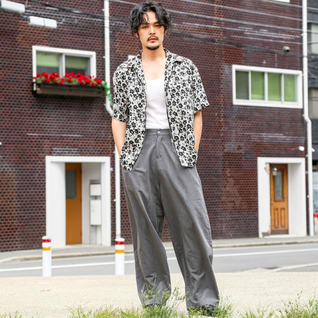 シャツ・半袖・メンズ・半袖シャツ・カーディガン・羽織・ライトアウター・花柄・フラワー・総柄・楊柳・クレープ素材・プリーツ・薄手・ダブルジップ・オープンジップ・オーバーサイズ・大きいサイズ・ゆったり・ホワイト・白・モカ・茶・夏・春・秋・20代・30代・40代 6