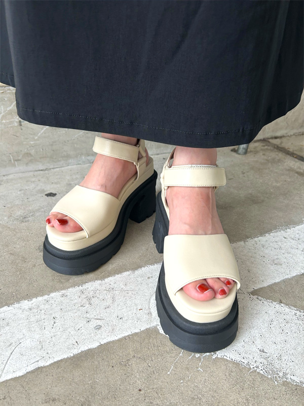 EMODA エモダ サンダル 厚底 レディース 厚底サンダル 8.5cm おしゃれ かわいい ブランド シンプル ヒール タンクラバーサンダル ヒールサンダル 脚長 042341870001