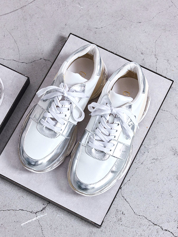 GYDA ジェイダ スニーカー レディース きれいめ 厚底 白 GD air motion ソール スニーカー 未来的 GD ホワイト シルバー ダッドスニーカー 6.5cm ソール 072531865801