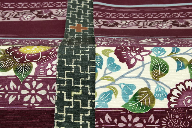 半幅帯 正絹 リバーシブル WA・KKA 赤紫 ワイン 緑 花唐草 更紗