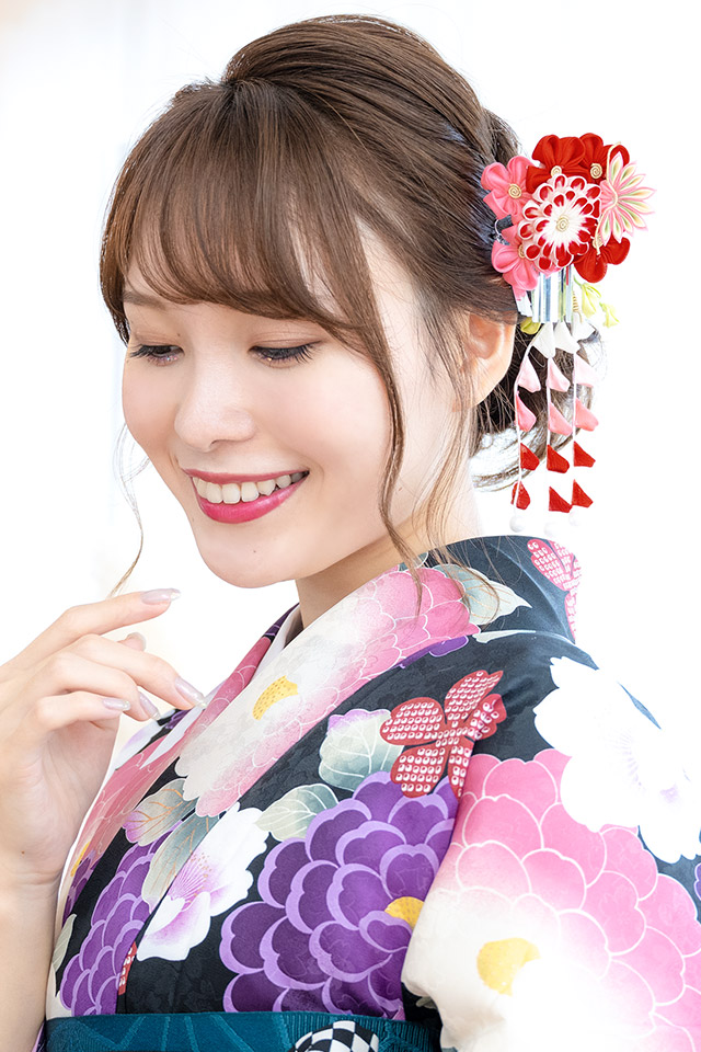 専用　成人式　美しアンティーク　赤藤下がり　花簪　櫛簪　玉簪　Uピン簪 結び簪 成人式 髪飾り 成人式の髪飾り つまみ細工 簪 かんざし 2点