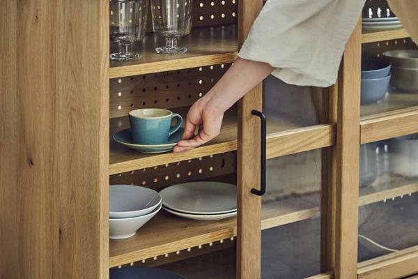 キャビネット食器棚間仕切り収納引き戸ガラス可動棚壁面収納関家具noraノラHermeエルメキャビネット90幅