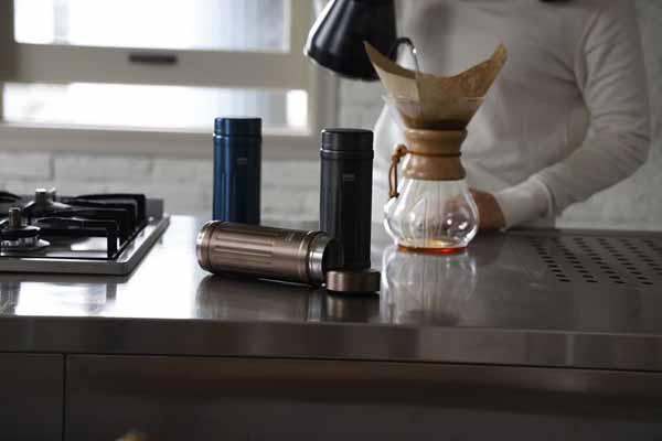 アウトドア用ボトルコーヒータンブラー保冷・保温カファボトルコーヒーCBJステンレスマグカップ保温コーヒーボトルおしゃれ真空断熱カフアコーヒーボトル2