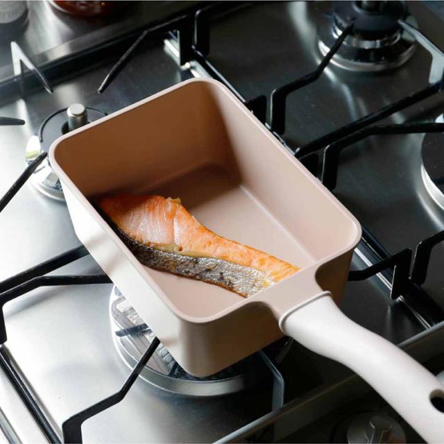 フライパン深型フライパン四角フライパン省スペース焦げ付きにくいスタイリッシュ使いやすい軽量設計IH対応ガス火対応ふらいぱん調理用具フタ付きスクエアSupot深型四角フライパン13×18cmシービージャパン