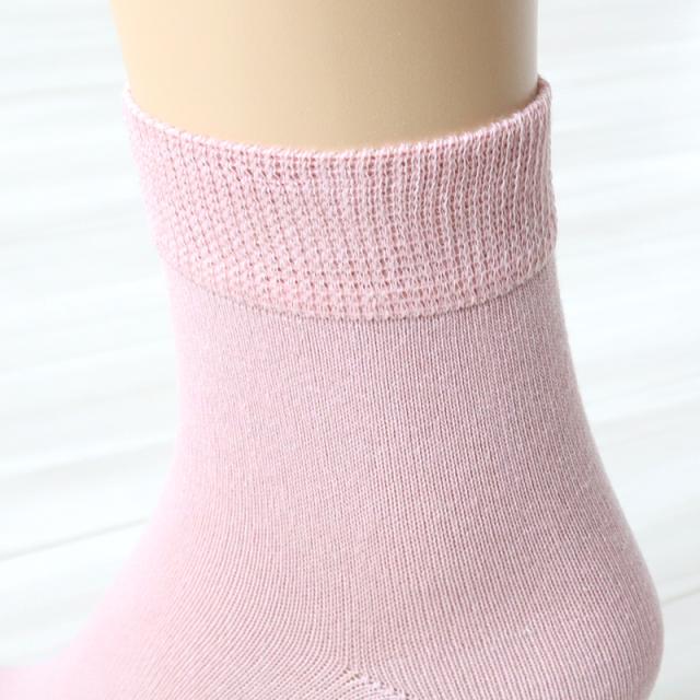 婦人 足袋ソックス クルーソックス 足袋型 靴下 滑り止め すべり止め 22-24cm