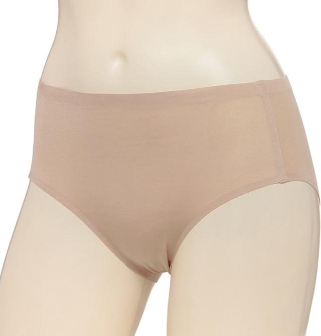 ショーツ レディース シームレスショーツ アウターにひびきにくい アツギ M L LL