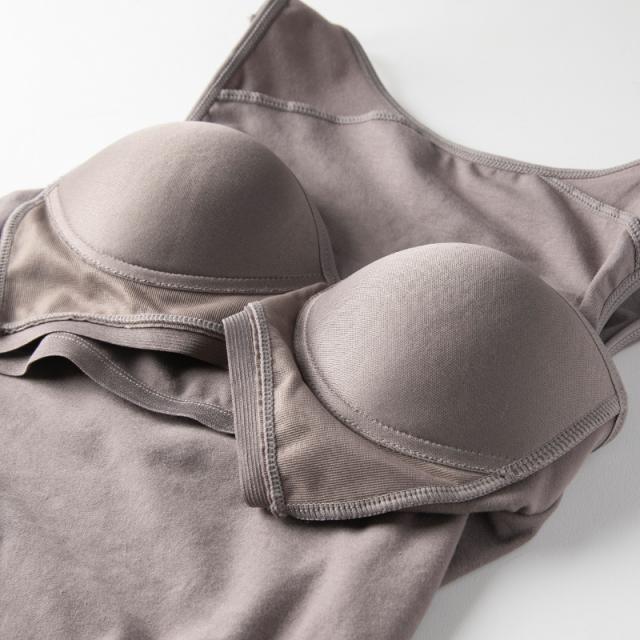 カップ付き タンクトップ レディース ブラトップ 綿素材使用 綿混 無地 シンプル ベーシック 楽 ゆったり 重ね着 インナー リラックス