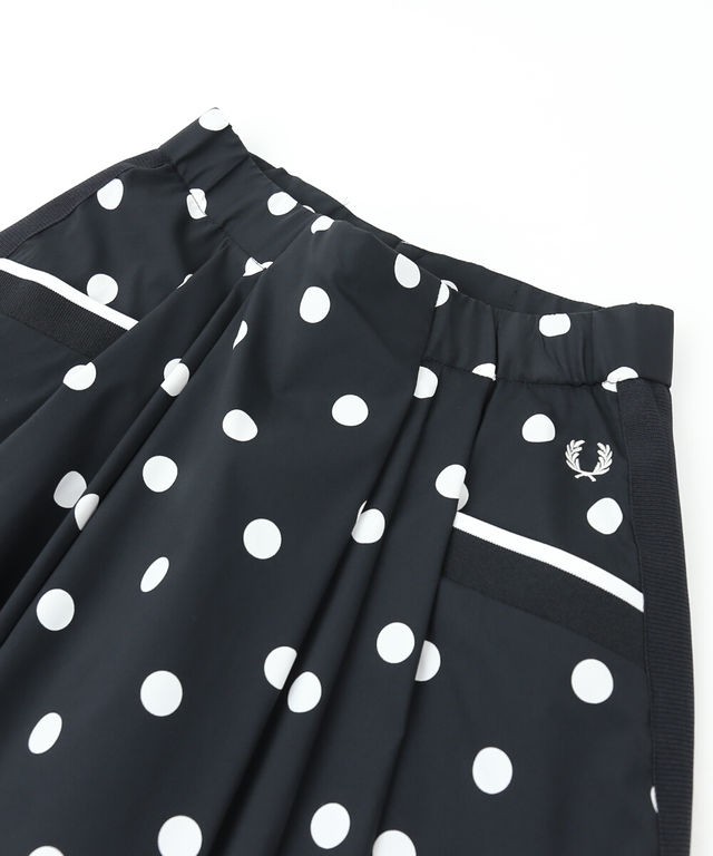 お得得価 フレッドペリー DOT SKIRT FRED PERRY F8623 国内正規品 2021春夏新作 送料無料の通販はau PAY マーケット - エトル!
タイヤは今シーズン、
キーリング付ですのでお好きなバッグに付けたり、
パキスタン、
ジレは艶のあるナイロン素材で、
パーブルーコムブルー|商品ロットナンバー:496799 タックスカート ドットスカート 超激得低価