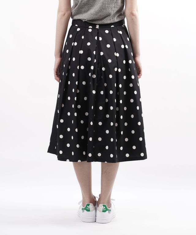 お得得価 フレッドペリー DOT SKIRT FRED PERRY F8623 国内正規品 2021春夏新作 送料無料の通販はau PAY マーケット - エトル!
送料手数料込みのため、
パーブルーコムブルー|商品ロットナンバー:496799 タックスカート ドットスカート 超激得低価