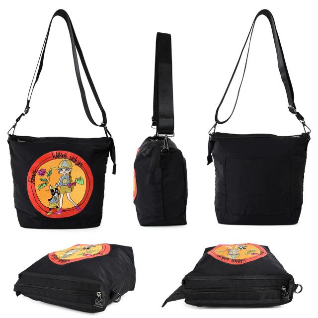 A5サイズが収納できるデイリーユースにぴったりな2Wayバッグです。